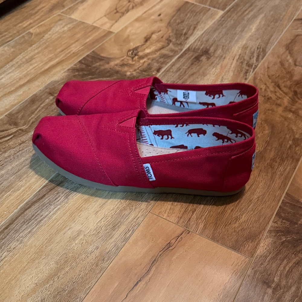 TOMS Moccasins in Bright Red